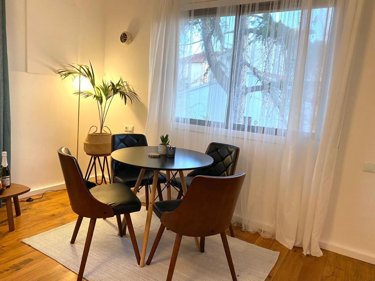 Charming Apartment In A Duplex With Garden & Balcony Cunit Buitenkant foto